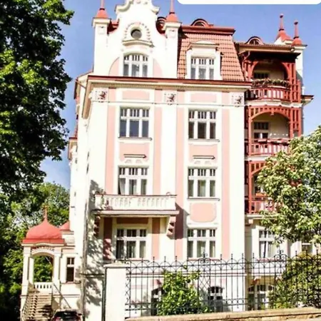 Apartman Vila Bayer Karlovy Vary Exterior photo